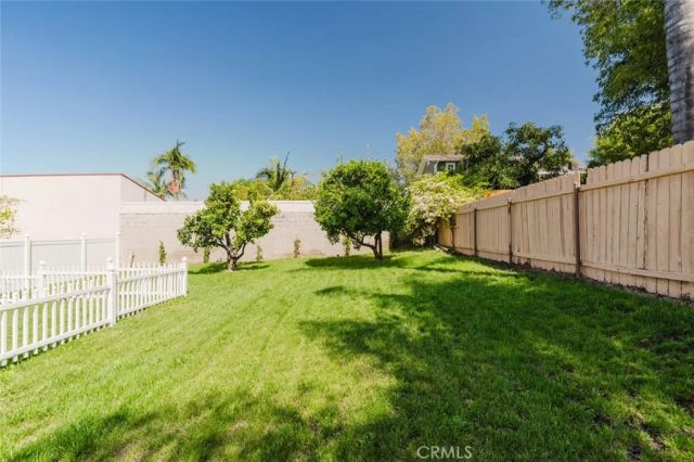 1079 E Elmwood, Burbank, CA 91501