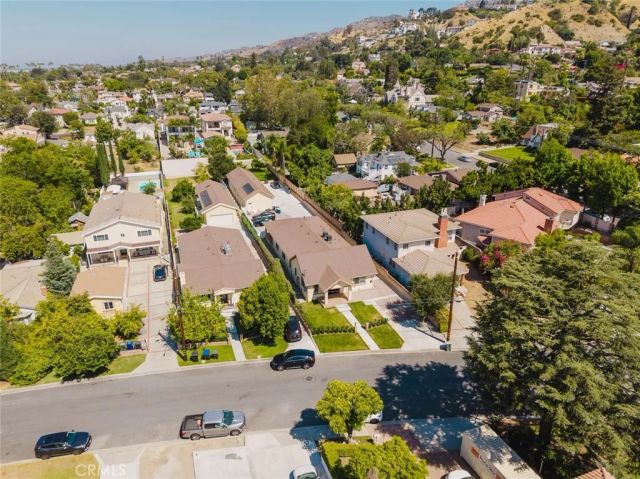 1079 E Elmwood, Burbank, CA 91501