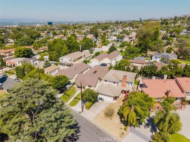 1079 E Elmwood, Burbank, CA 91501
