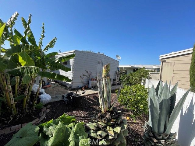 8200 Bolsa Ave 166, Midway City, CA 92655