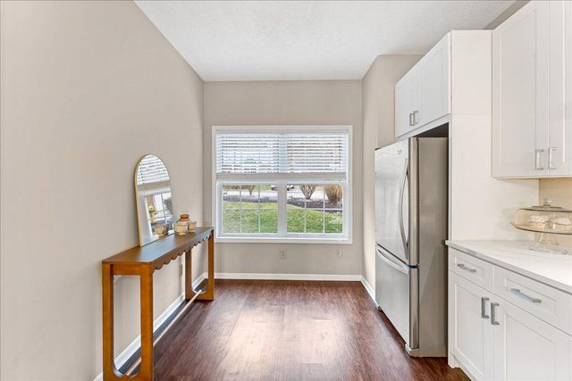 811 Rossford Run, Bellevue, KY 41073