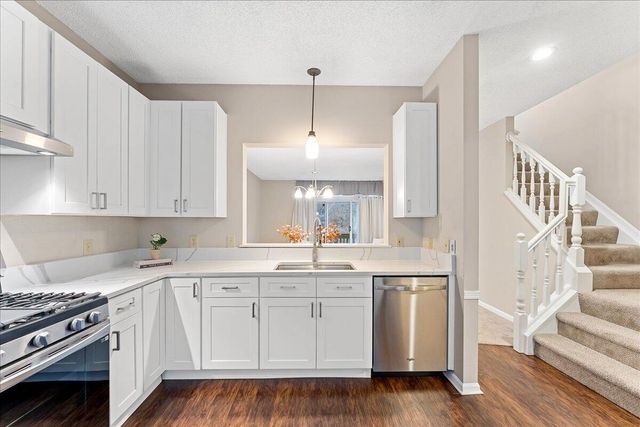 811 Rossford Run, Bellevue, KY 41073