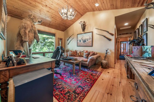 22401 Volcano Hills Rd, Pioneer, CA 95666