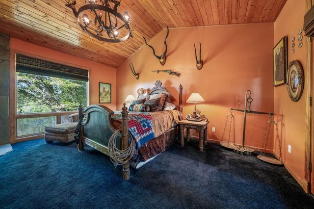 22401 Volcano Hills Rd, Pioneer, CA 95666