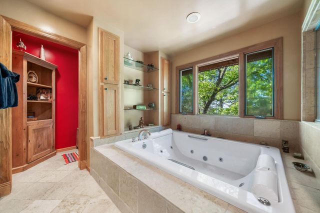 22401 Volcano Hills Rd, Pioneer, CA 95666