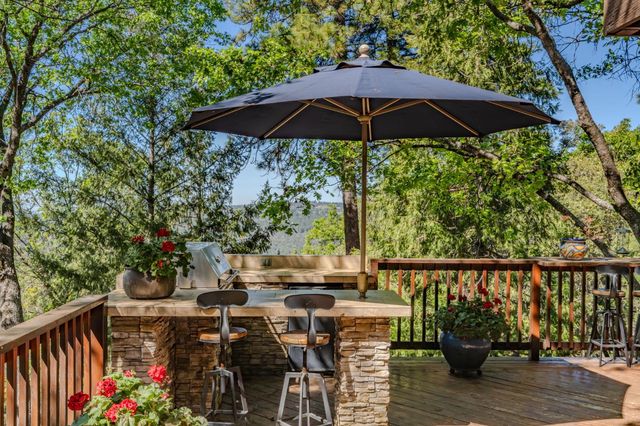 22401 Volcano Hills Rd, Pioneer, CA 95666