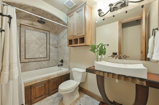11601 Marbella Drive, Oklahoma City, OK 73173
