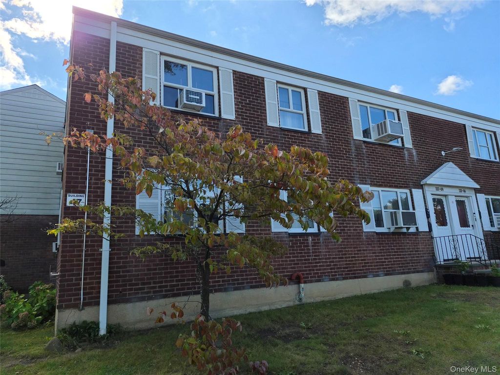 227-08 Hillside Avenue Upper, Queens Village, NY 11427 — photo 3