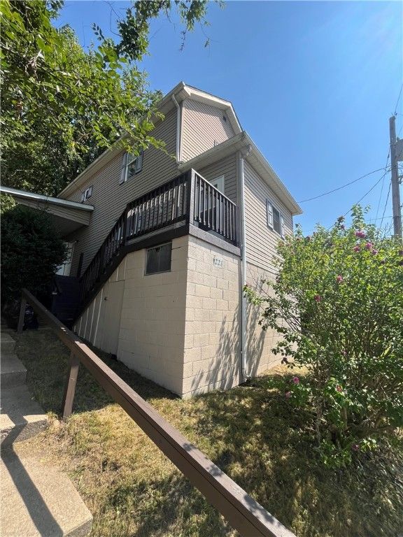 228 N 4th St, West Newton, PA 15089