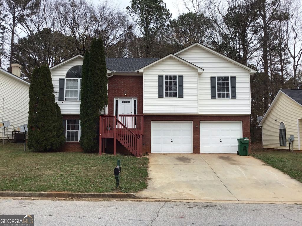 5734 Wellborn Oaks Court, Lithonia, GA 30058
