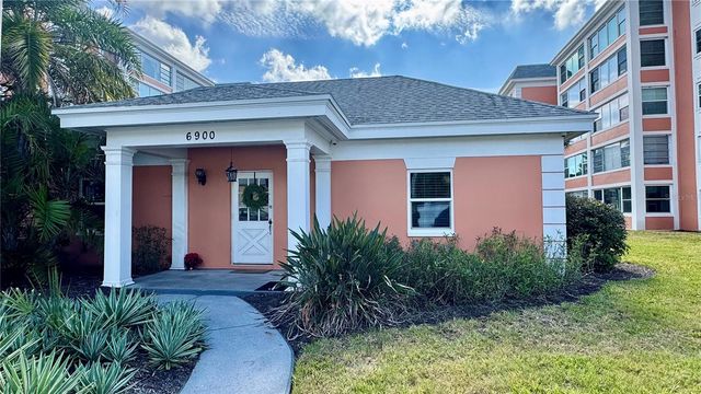 1900 68TH STREET N 106, St Petersburg, FL 33710