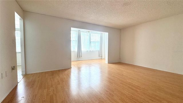 1900 68TH STREET N 106, St Petersburg, FL 33710