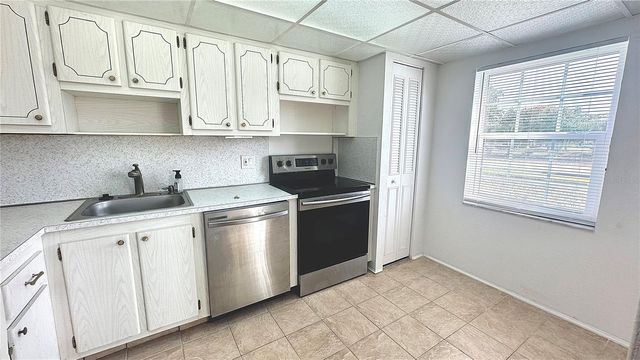 1900 68TH STREET N 106, St Petersburg, FL 33710