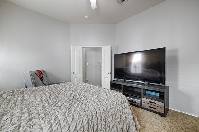 1417 Live Oak Lane, Savannah, TX 76227