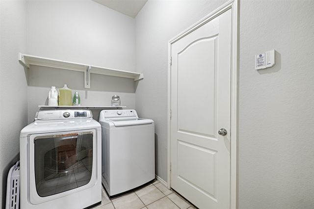 1417 Live Oak Lane, Savannah, TX 76227