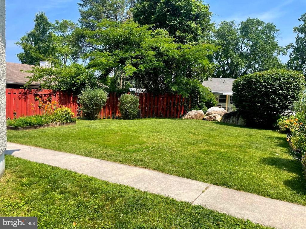 2102 STANLEY AVENUE, Rockville, MD 20851