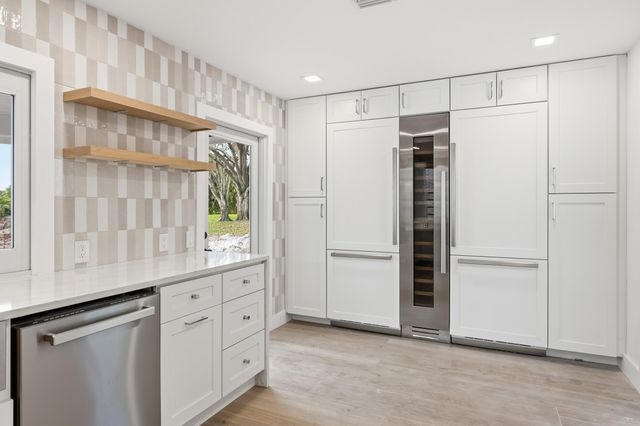 6189 Woodcutter Court, Palm Beach Gardens, FL 33418