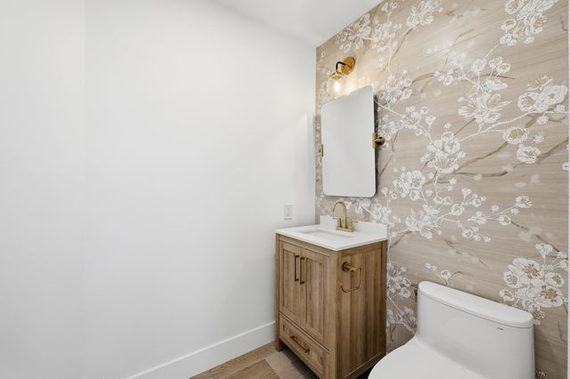 6189 Woodcutter Court, Palm Beach Gardens, FL 33418