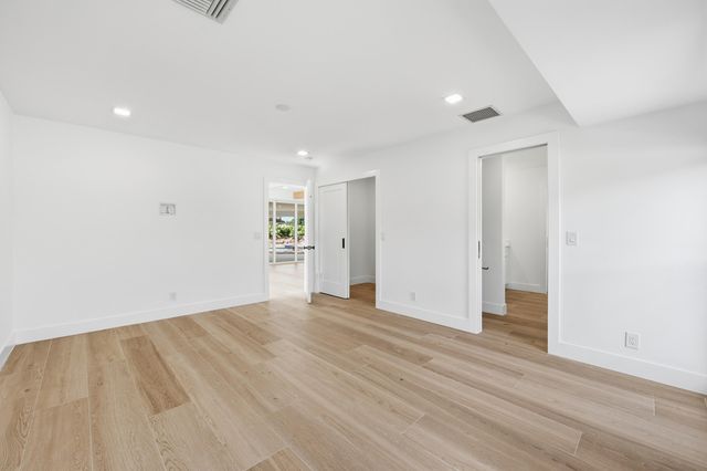 6189 Woodcutter Court, Palm Beach Gardens, FL 33418