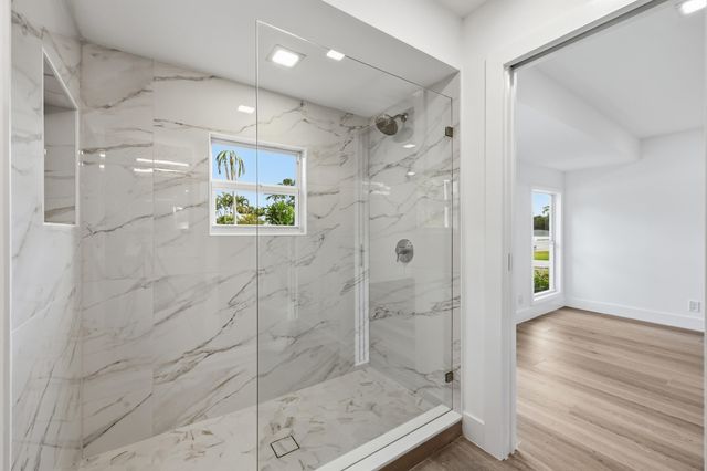 6189 Woodcutter Court, Palm Beach Gardens, FL 33418