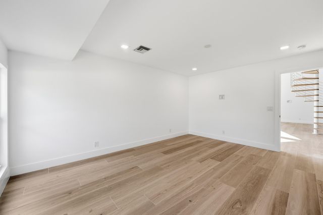 6189 Woodcutter Court, Palm Beach Gardens, FL 33418