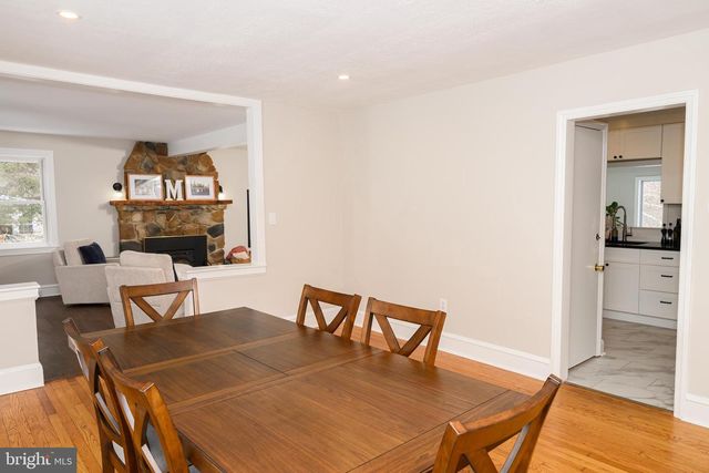 220 BALLIGOMINGO RD, Conshohocken, PA 19428