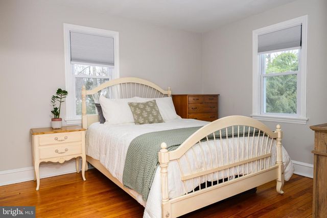 220 BALLIGOMINGO RD, Conshohocken, PA 19428