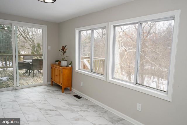 220 BALLIGOMINGO RD, Conshohocken, PA 19428