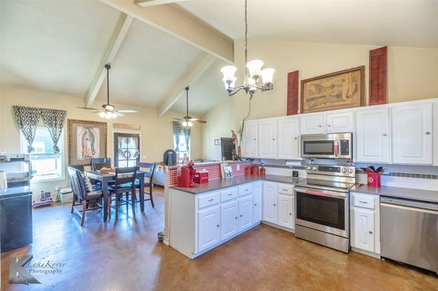 1502 Avenue N N, Anson, TX 79501