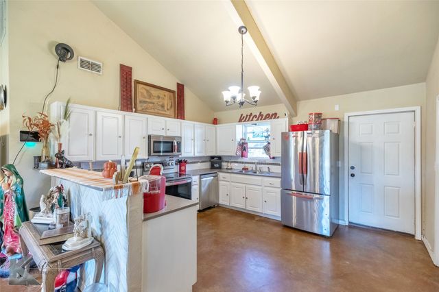 1502 Avenue N N, Anson, TX 79501