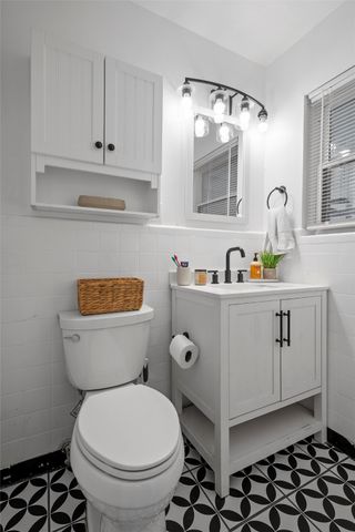 1725 La Porte Drive, Waco, TX 76710