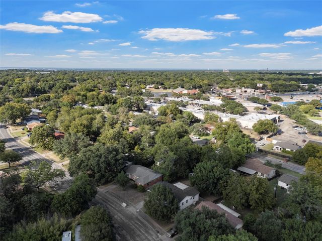 1725 La Porte Drive, Waco, TX 76710