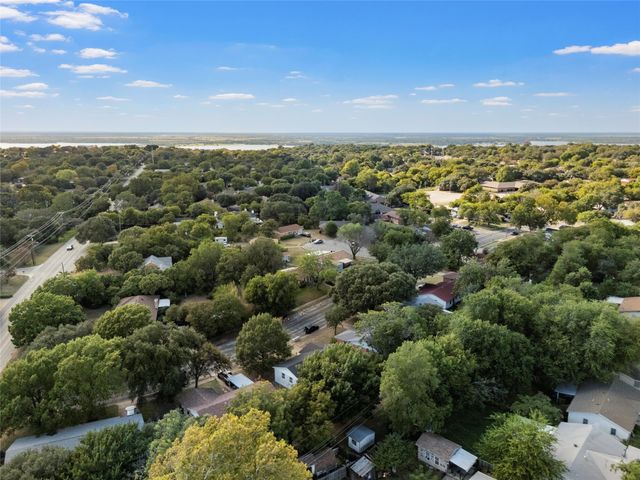 1725 La Porte Drive, Waco, TX 76710