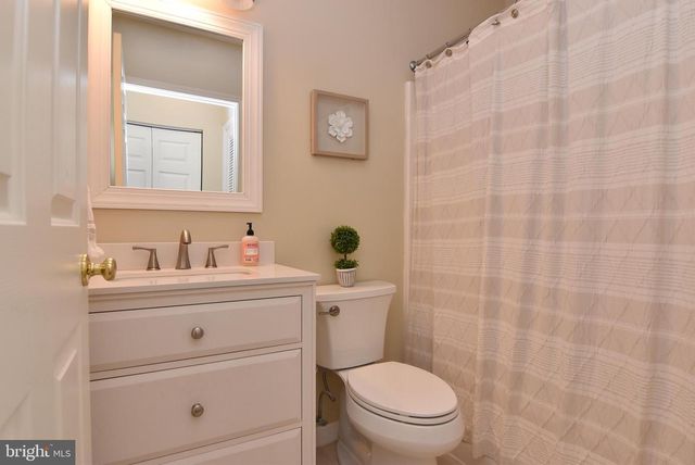 15 JOHN HALL DR, Ocean View, DE 19970