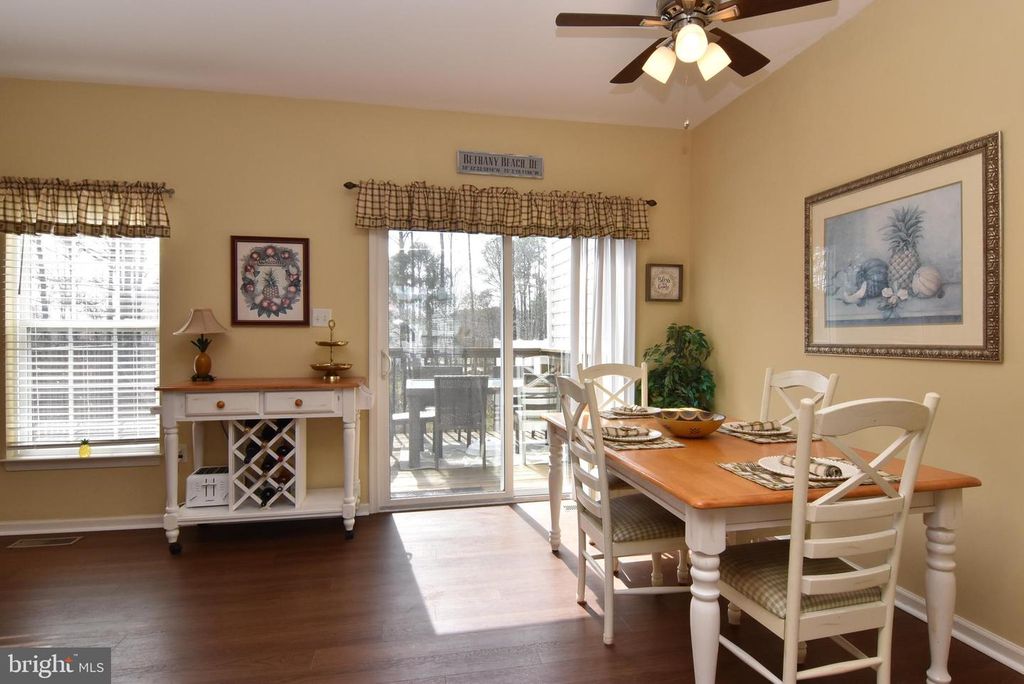 Image 22 of property listing at 15 JOHN HALL DR, Ocean View, DE 19970