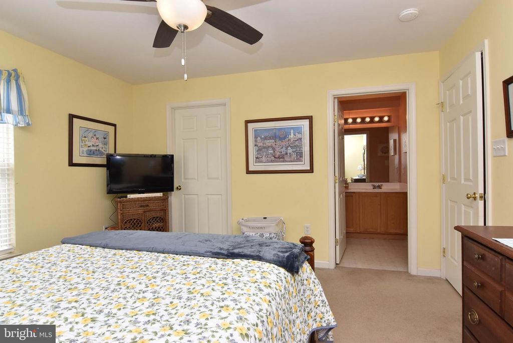 Image 30 of property listing at 15 JOHN HALL DR, Ocean View, DE 19970