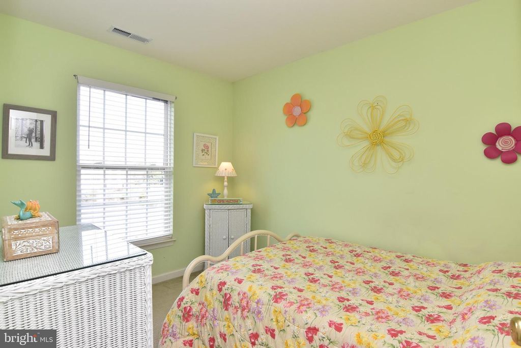 Image 35 of property listing at 15 JOHN HALL DR, Ocean View, DE 19970