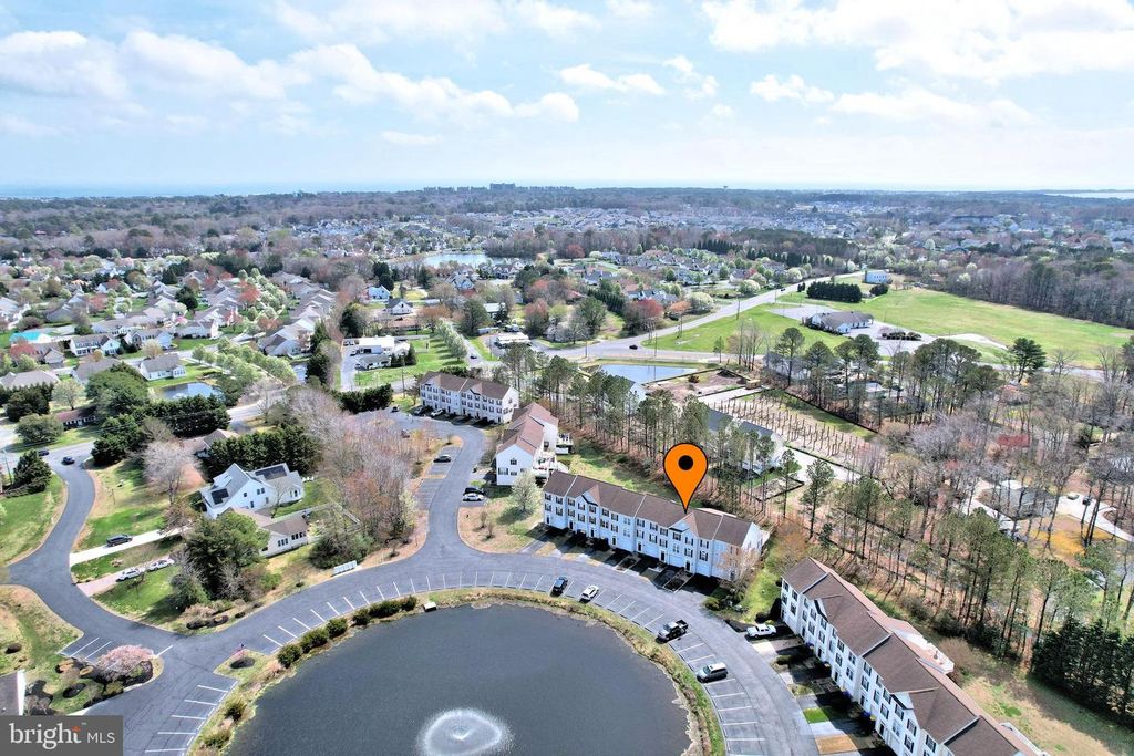 Image 6 of property listing at 15 JOHN HALL DR, Ocean View, DE 19970