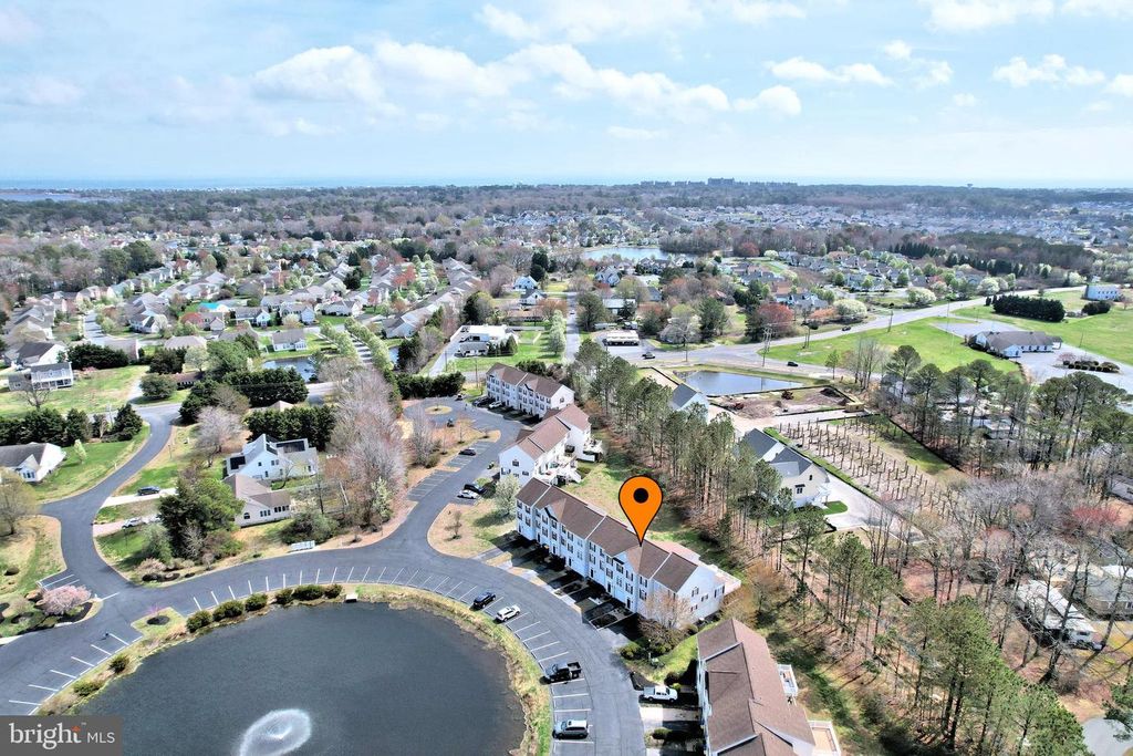 Image 8 of property listing at 15 JOHN HALL DR, Ocean View, DE 19970