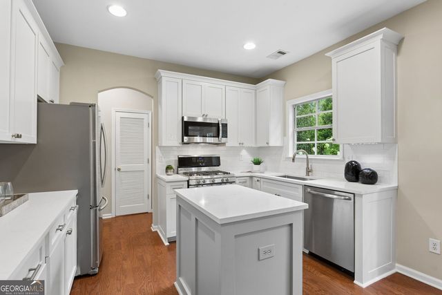 4545 Chelton Court SE, Smyrna, GA 30080