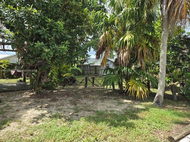 1510 NW 17th St, Homestead, FL 33030