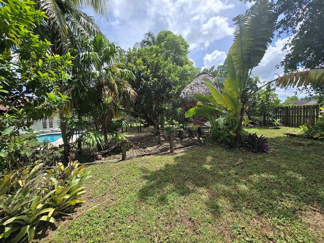 1510 NW 17th St, Homestead, FL 33030