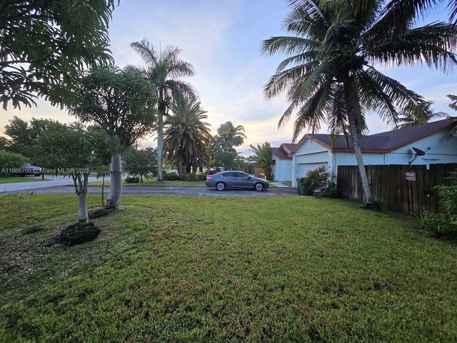 1510 NW 17th St, Homestead, FL 33030
