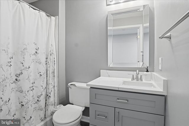 2038 STARGRASS CT, Woodbridge, VA 22192