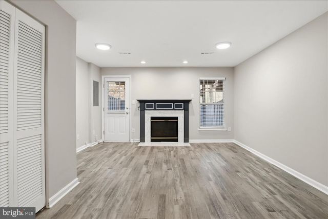 2038 STARGRASS CT, Woodbridge, VA 22192