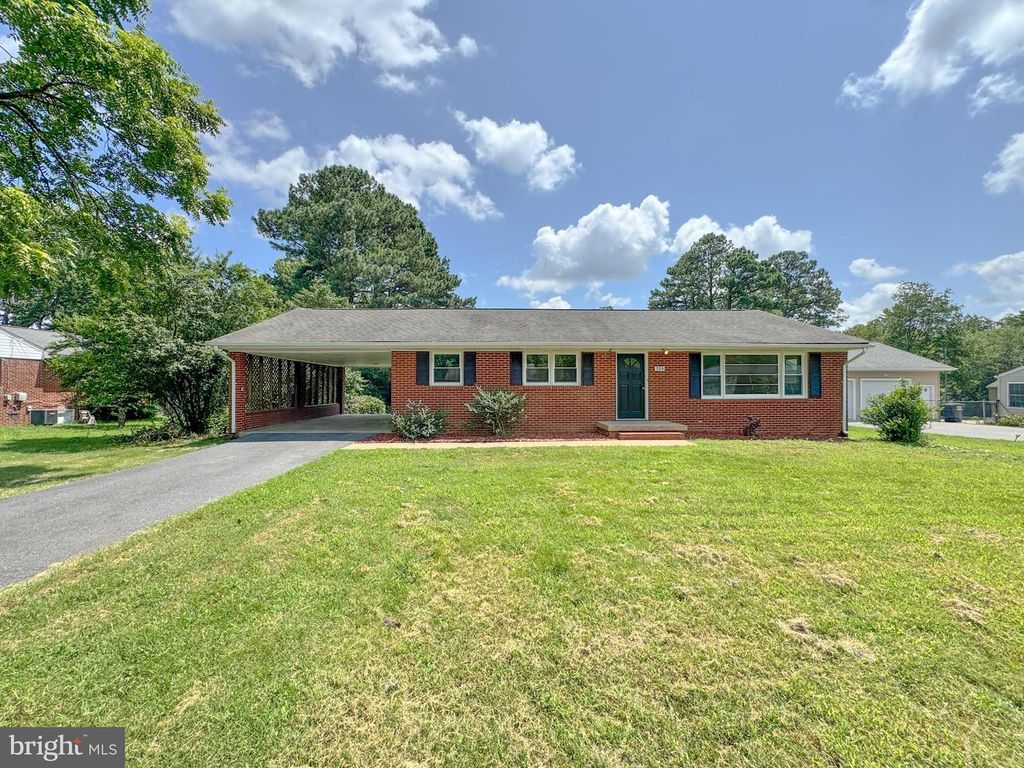 602 JETT ST, Fredericksburg, VA 22405