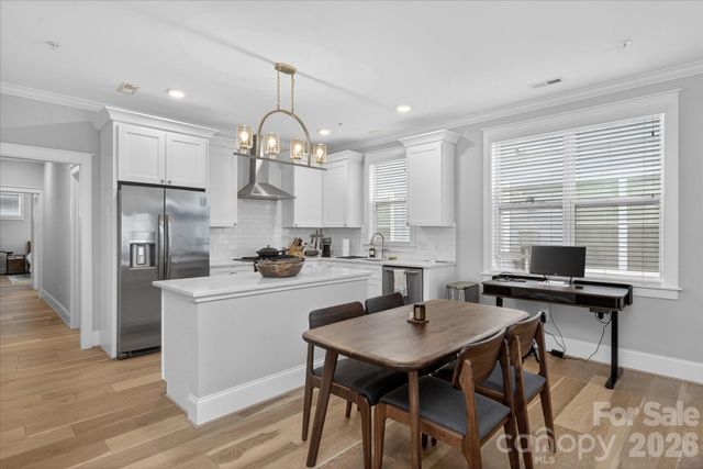 2151 Mcclintock Road 112, Charlotte, NC 28205