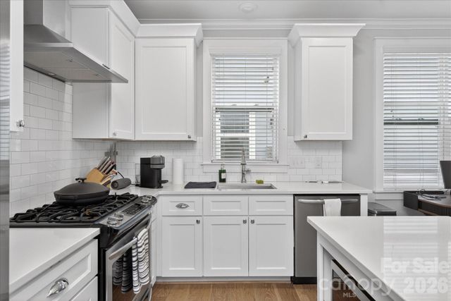 2151 Mcclintock Road 112, Charlotte, NC 28205