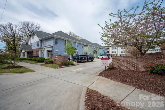 2151 Mcclintock Road 112, Charlotte, NC 28205