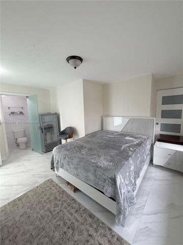 5801 NW 113th Ter 4, Hialeah, FL 33012
